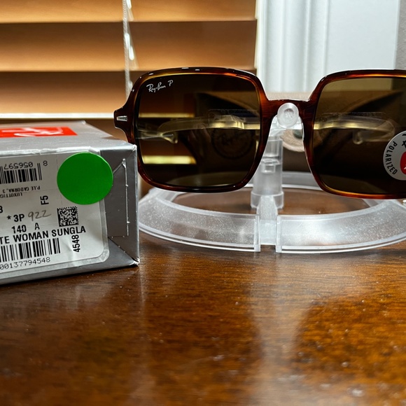 Ray-Ban polarized Square II sunglasses (RB1973). Polished havana/brown - Picture 4 of 5